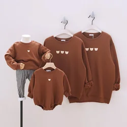 2021 Family Matching Outfits Parent Child Clothes Newborn Rompers Playsuits Boy Girl Hoodie Mon Dad And Baby Top T-Shirt Hoodies