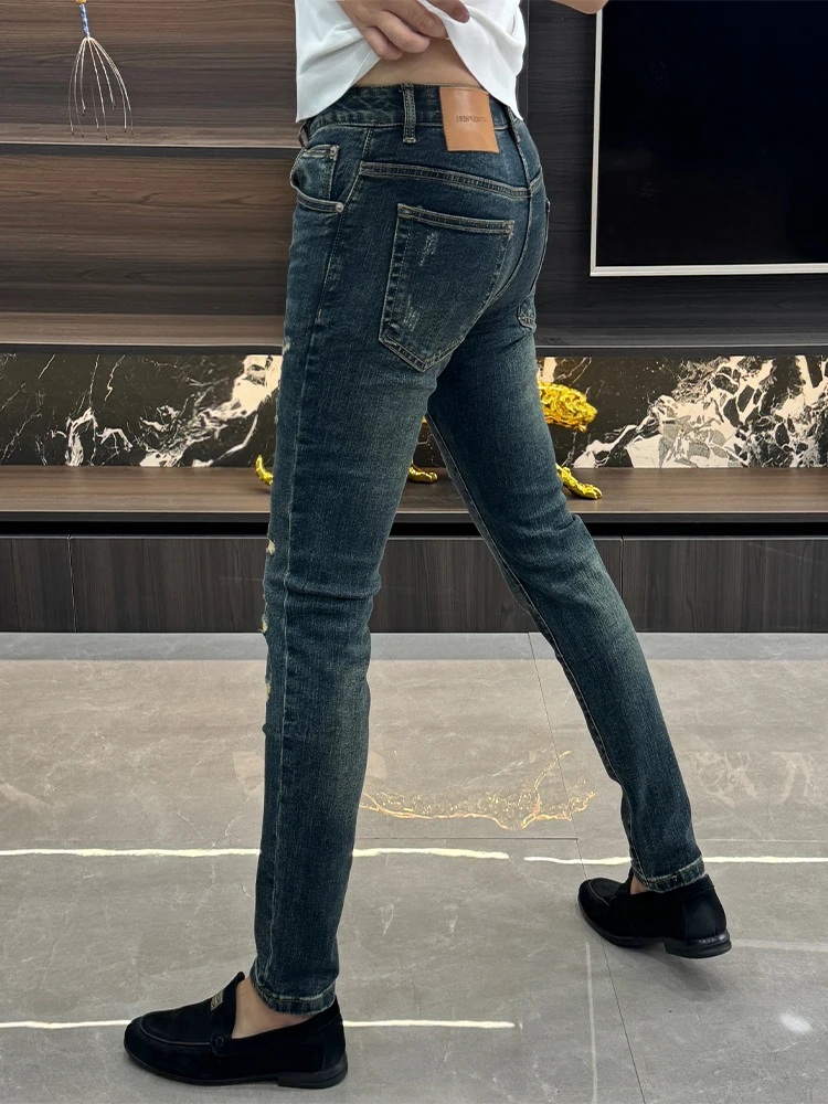 Retro Distressed Denim Jeans Men's Trendy Design Scratch And Wear Slim Fit Long Pants Autumn Winter Fashion Casual Wear