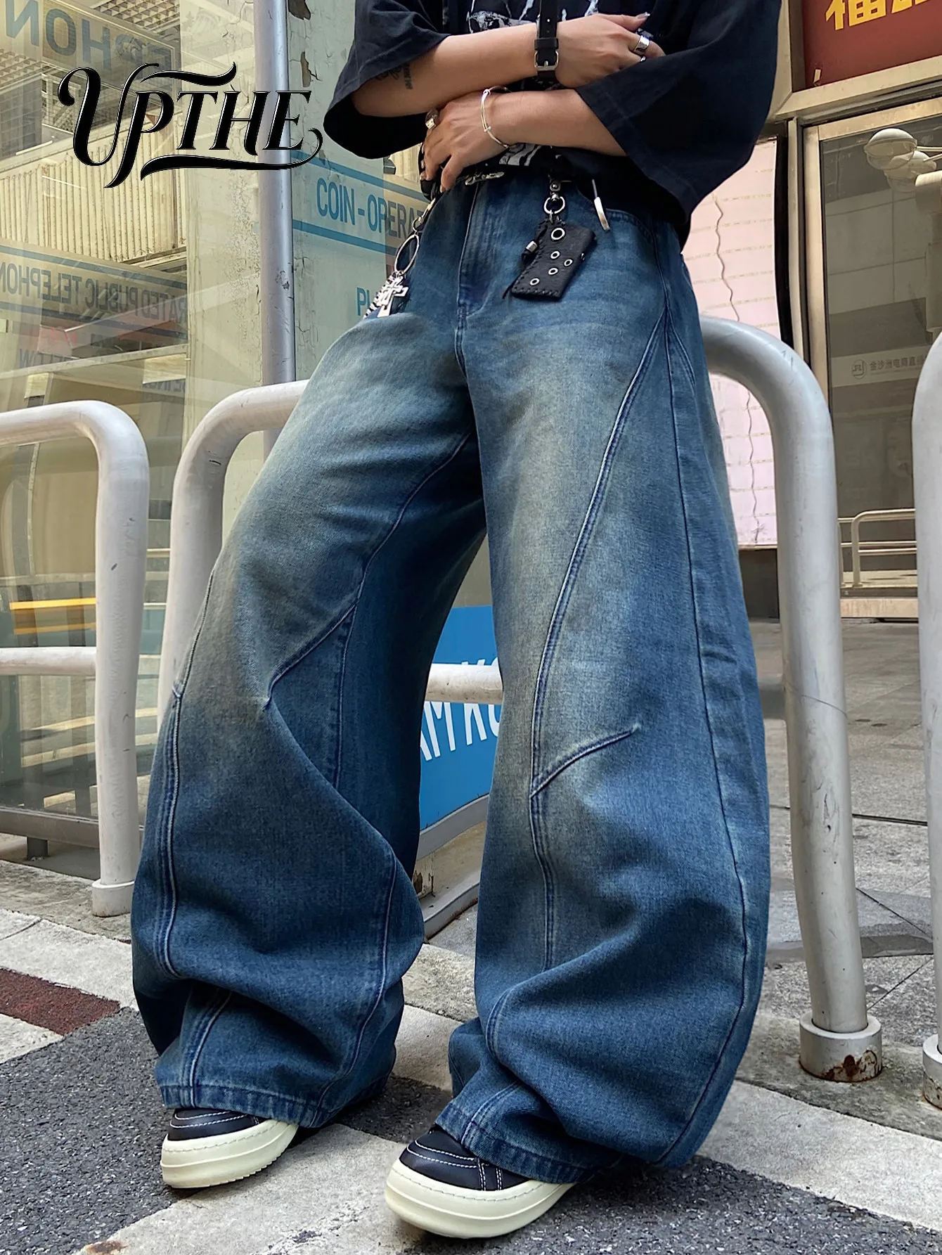 UP.THE Men Vintage Retro Blue Baggy Wide Leg Jeans, Y2K Hip Hop Spliced Oversized Denim Pants, Streetwear Trousers for Skateboard Lovers Daily Outfits