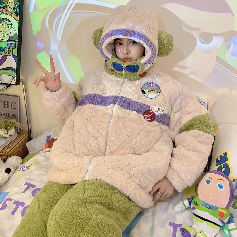 ディズニーアニメ漫画バズ・ライトイヤーパジャマコーラルベルベット厚く暖かい秋冬ホーム服かわいいカップルセットトレンディなギフト