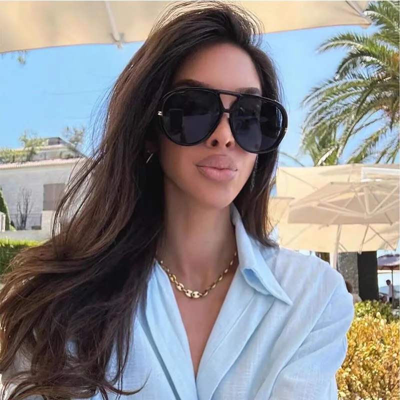 New Round Large Frame Sunglasses Retro Literary INS Style Street Photography Sunglasses Personalized Fashion Toad Sunglasses