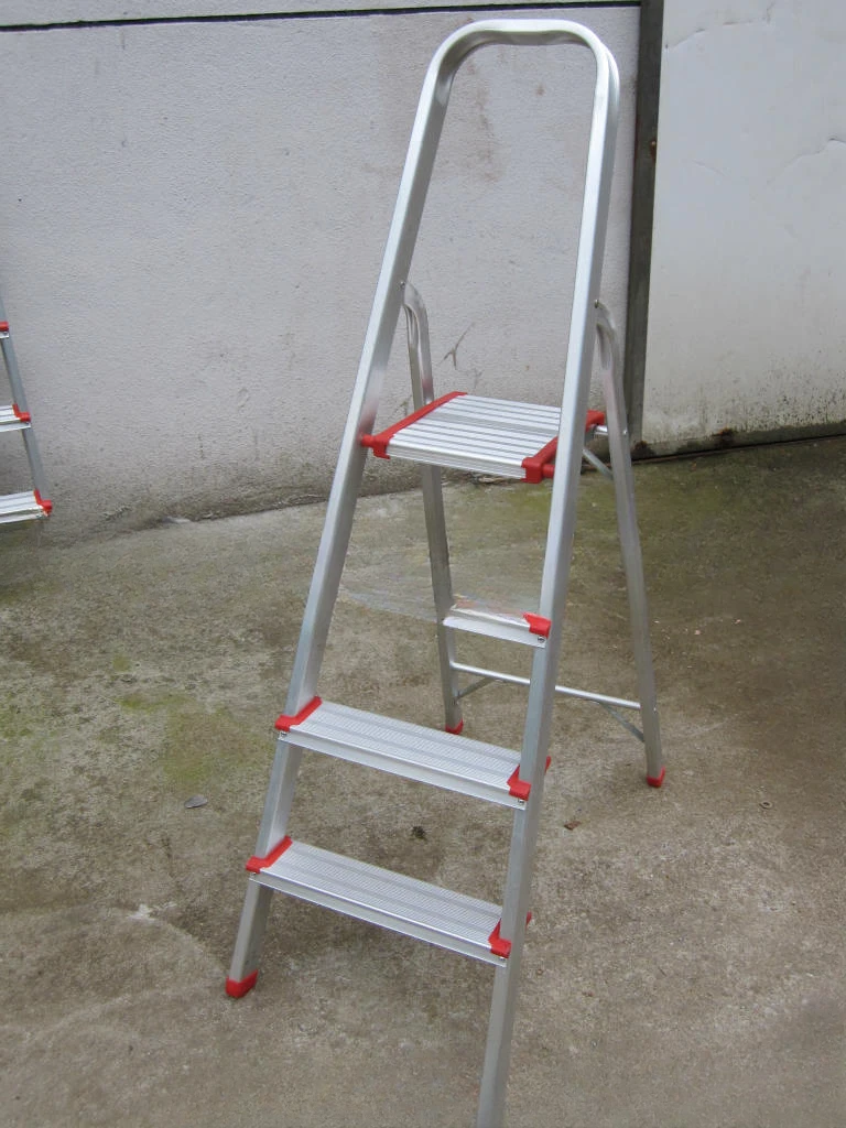 4-step aluminum ladder for household use/herringbone aluminum ladder/folding aluminum ladder