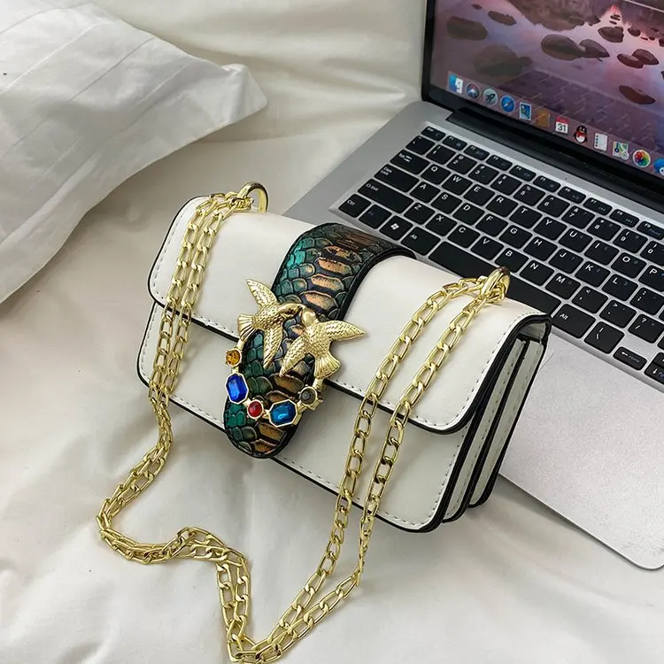 

Шикарная дизайнерская сумка для женщин. Легкая роскошная модная массивная сумка премиум-качества. Элегантная и стильная изысканная.