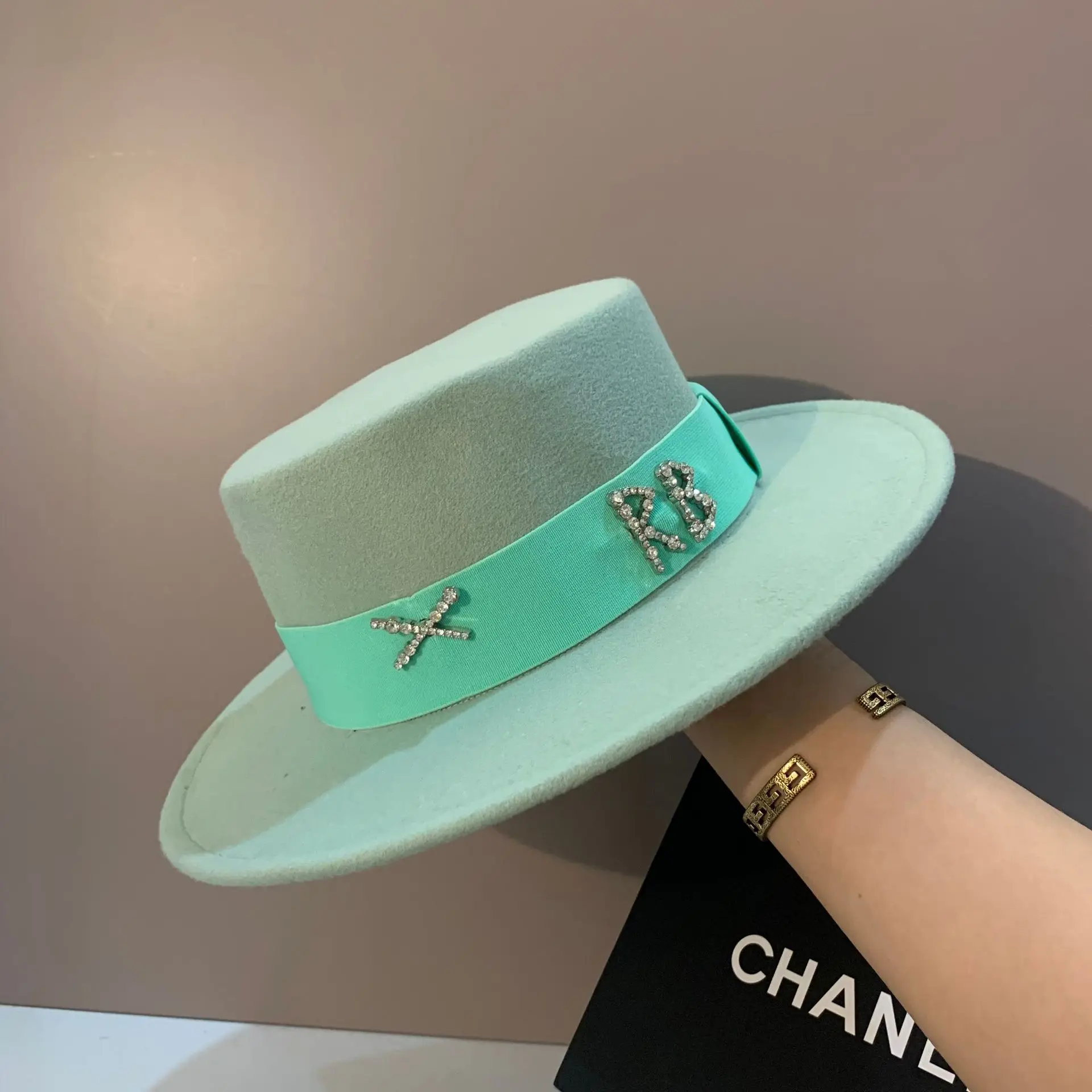 Flat Top Fedora Hat Colorful Letters Rhinestone Ribbon Spring New Style Men's Jazz Cap Outdoor Ladies Wholesale Wedding Hats