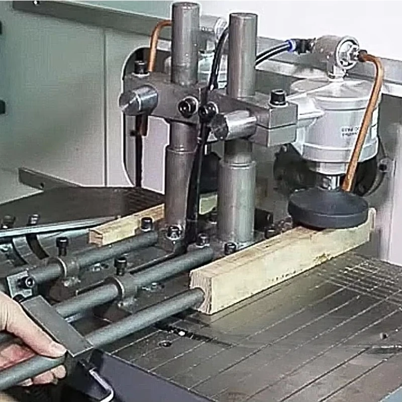 Wood Round Single End Tenoner CNC Machine with 5.5KW Motor 9000r/min Spindle Speed