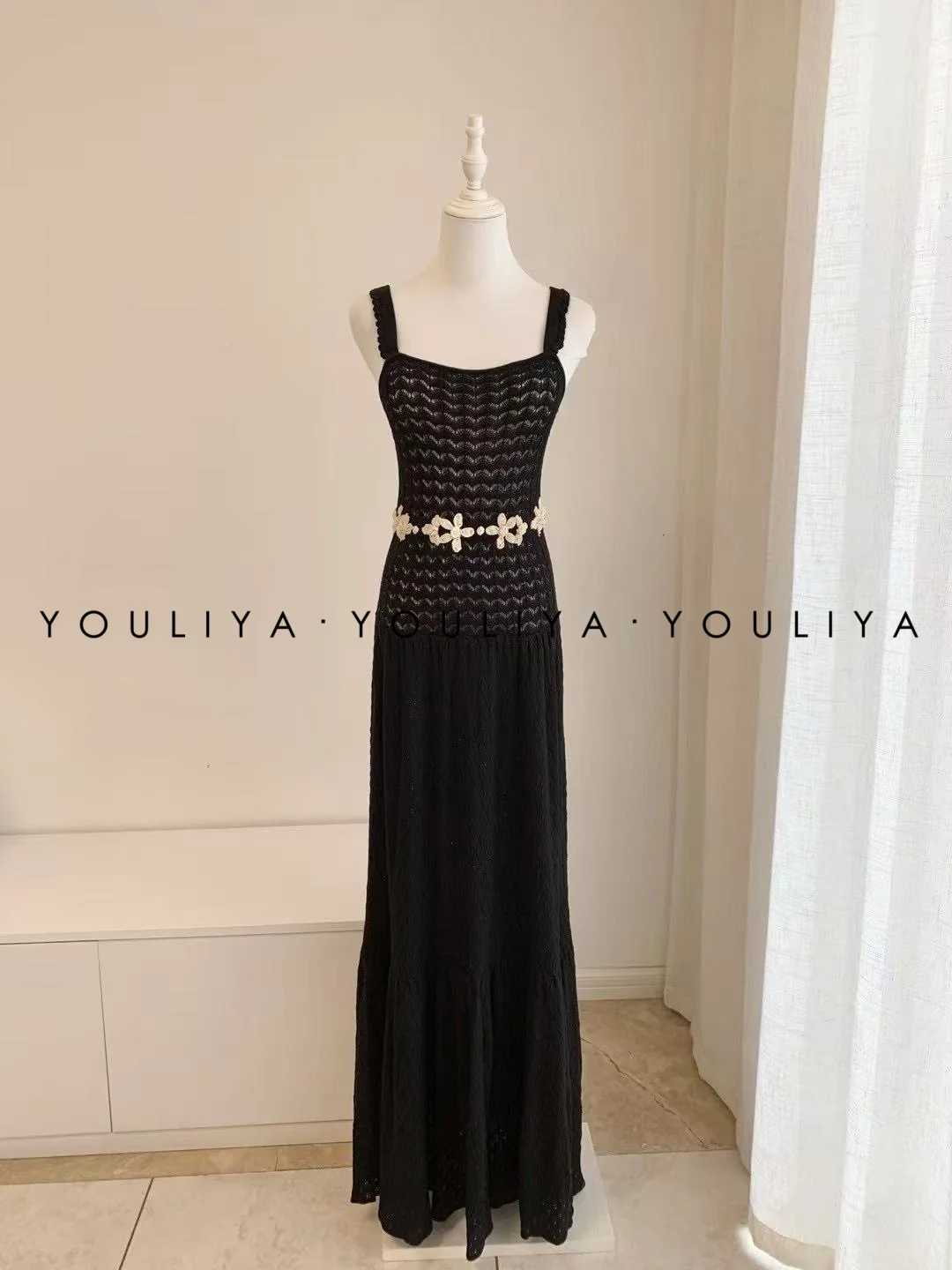 Gestricktes Kleid für Damen, ärmellos, eng, modisches Kleid