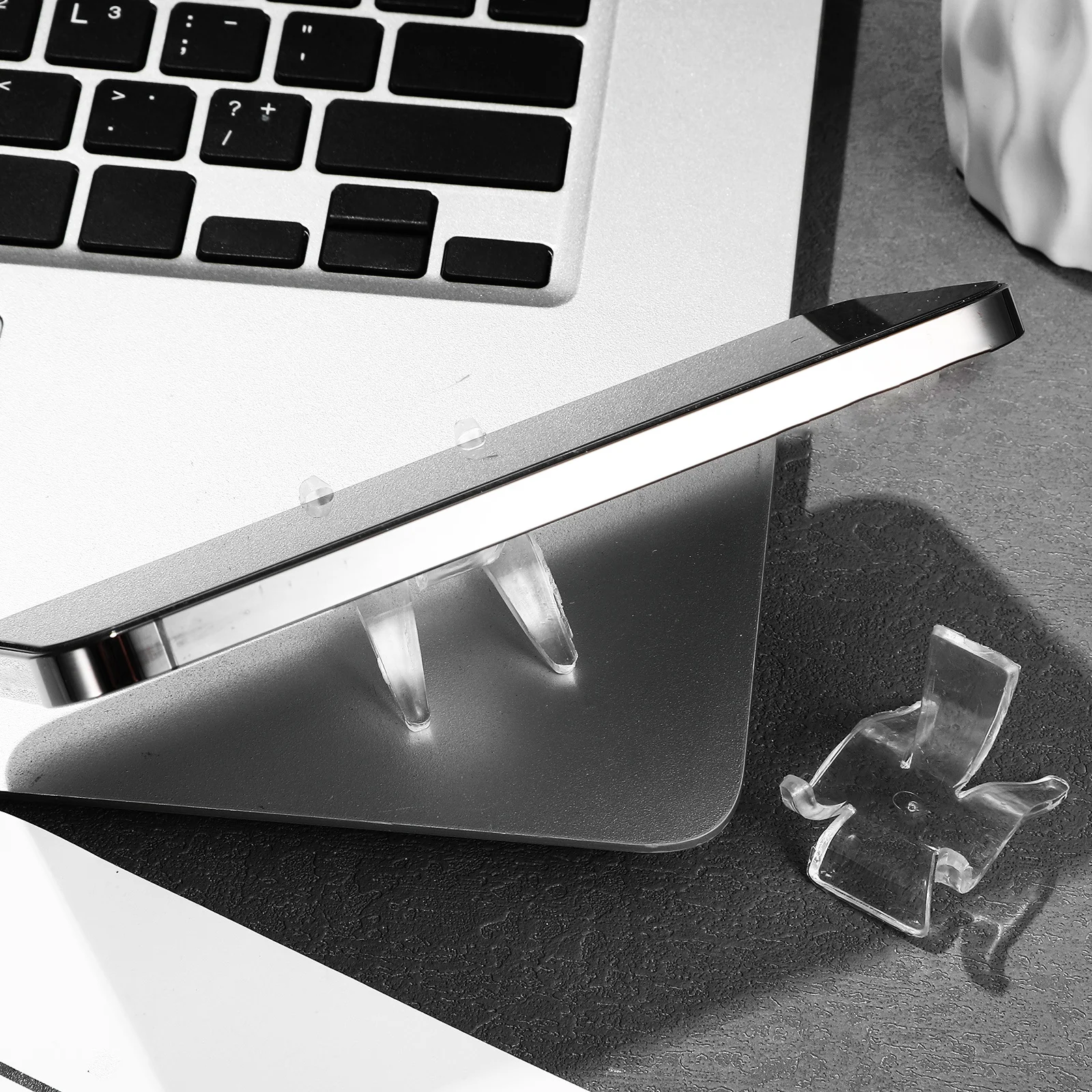 

20Pcs Transparent Acrylic Display Stands Stable Irregular Base Small Clear Crystal Holders for Rock Crystal