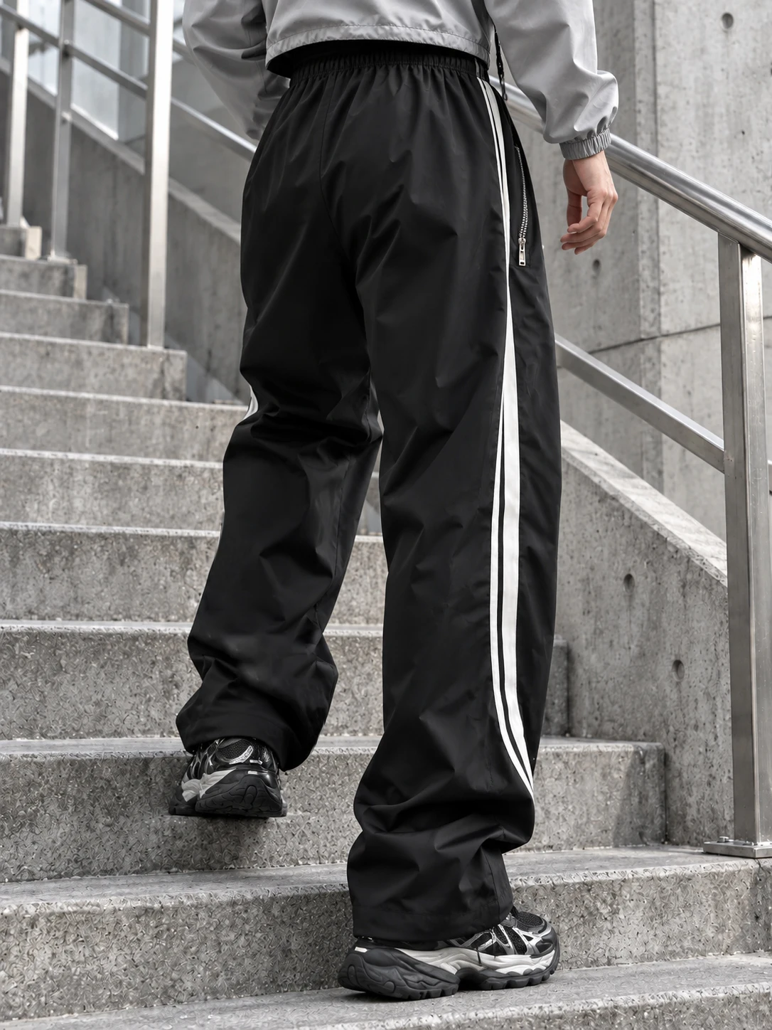 Men's Black Wide Leg Track Pants with White Side Stripes, Drawstring Waist, Zip Pockets, Casual Streetwear Trousers
