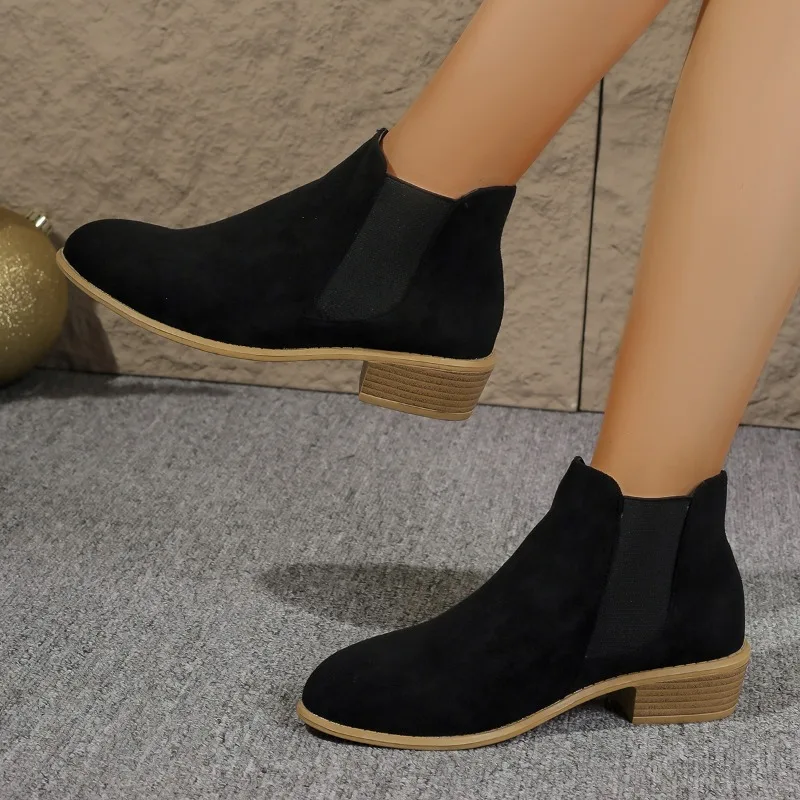 

2025 New Winter Women's boots Versatile Fall Pointed Suede Block Heel Booties Women's slip-on warm low-heeled ankle boots