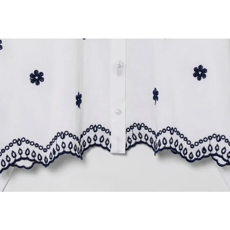 قمصان نسائية أنيقة بياقة بيضاء وأكمام طويلة مطرزة بالزهور كاجوال ريترو ملابس الشارع الشهير تاريخ المكتب