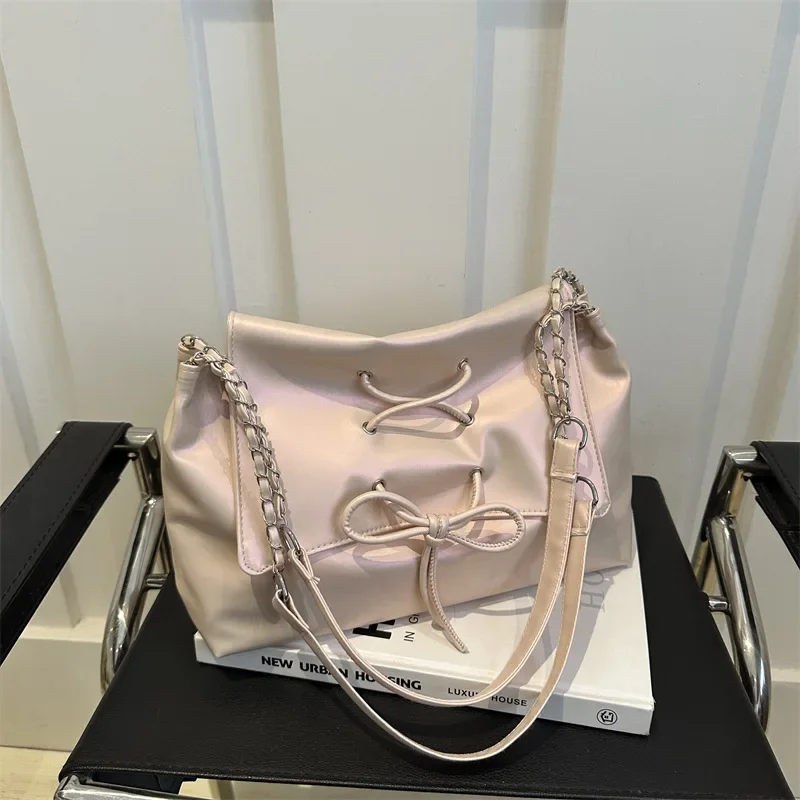 Trendy cool fashion popular bag new  ballet shoulder large capacity bow tote commuter chain women's bag