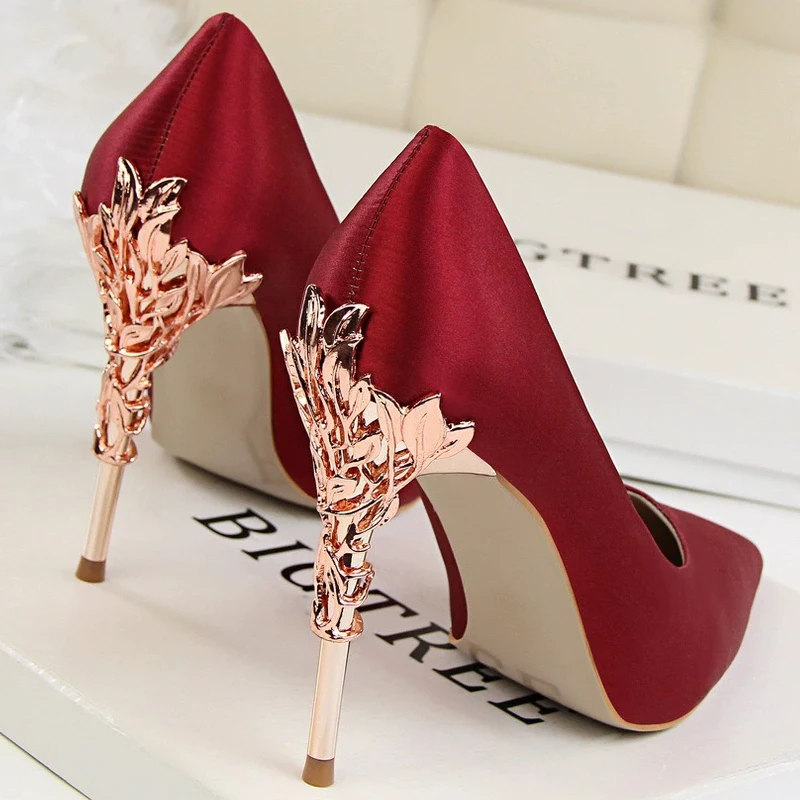 

10cm Heels Flower Carved Metal Heel Women's Shoes Fashion Wedding Shoes High Quality Satins Stilettos Heels Womens Shoes Tacones