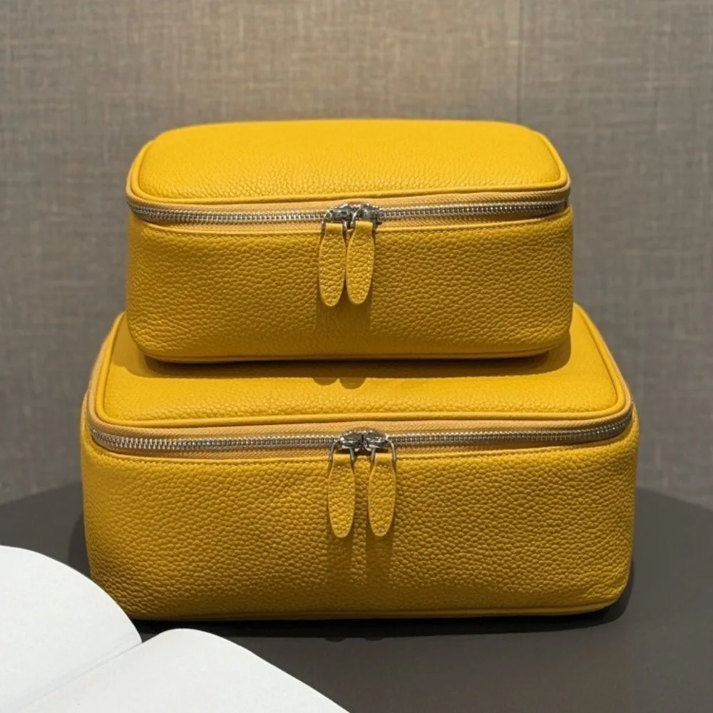 Leather Large Capacity Fashion Biscuits Cosmetic Bag Portable Multifunctional Washing  Simple Travel Cosmetics Storag Premium