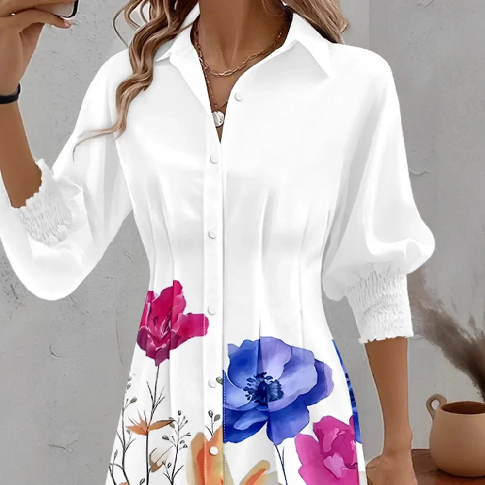 Abito a camicia con colletto rovesciato e stampa floreale da donna con pieghe pressate casual a maniche lunghe. Mini abito aderente con bottoni monopetto