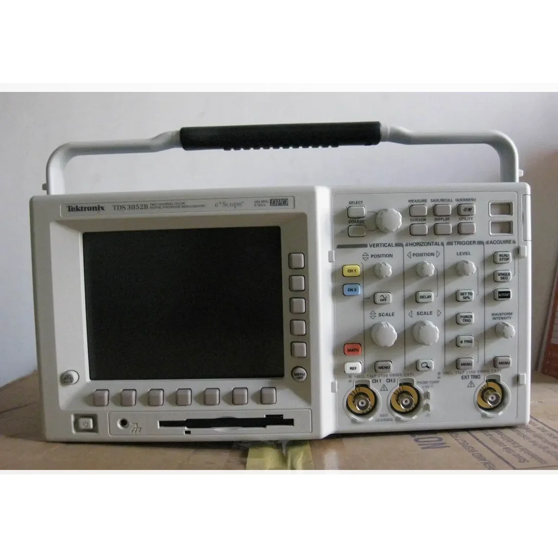 

Tektronix TDS3052B, 500MHz, 2Ch, 5GS/s Digital Oscilloscope