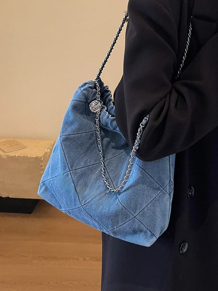 Denim Big Bag Female  New Arrival Spring Leisure Quilted Chain Shoulder Bag Large Capaci Work Clothing Bucket Bag WT74