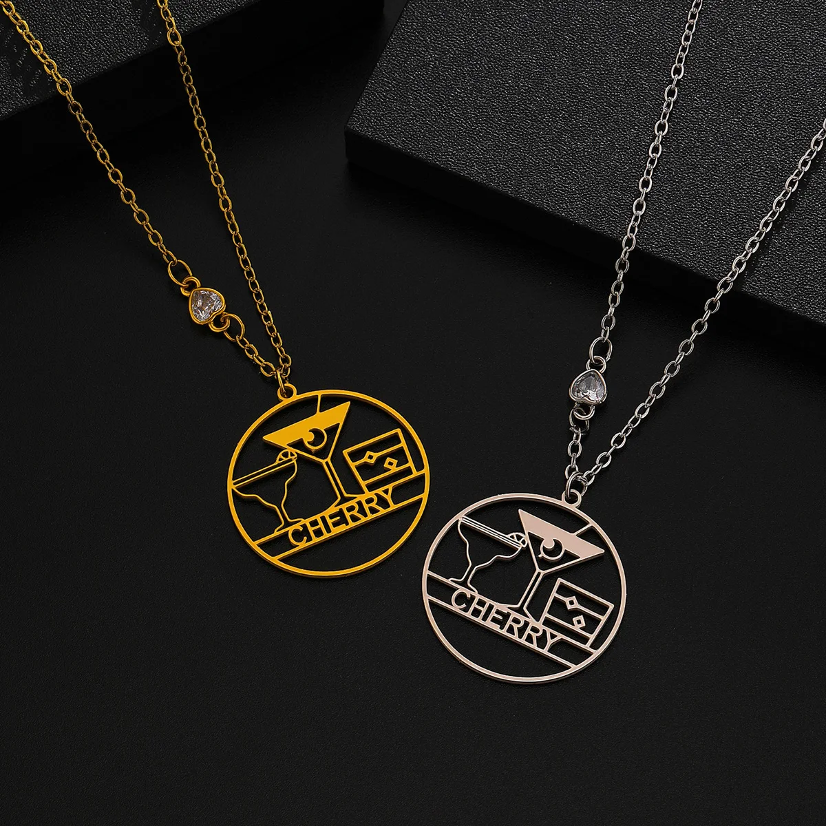 

Custom Name Stainless Steel Hollow Cocktail Necklace Men's and Women's Fashionable Pendant Necklace