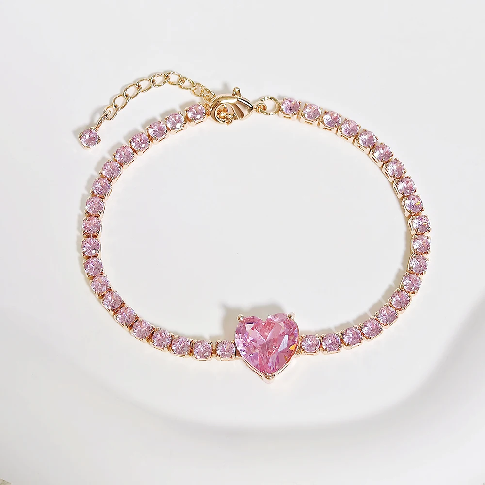 Exquisite and Elegant Pink Heart-shaped Sparkling Bracelet with High Aesthetic Value Holiday Gift for Anniversaries S8481