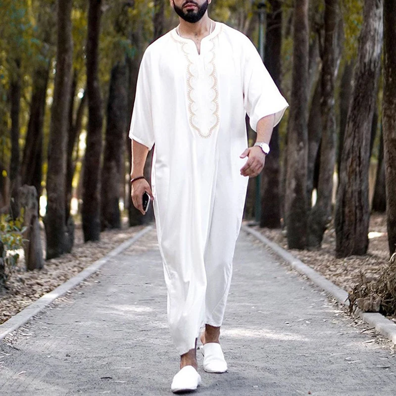 2024 Latest Styles Arab Robe Loose V-neck Short Sleeved Middle Eastern Printed Men\'s Muslim Clothing Homme Caftan Maxi