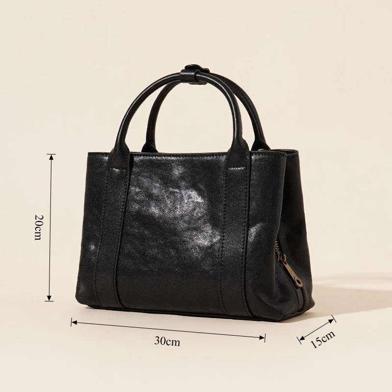 Minimalist Oversized Everyday Shoulder Bag for Women Genuine Leather Vegetable Tanned Leather Adjustable Strap Luxury Handbag
