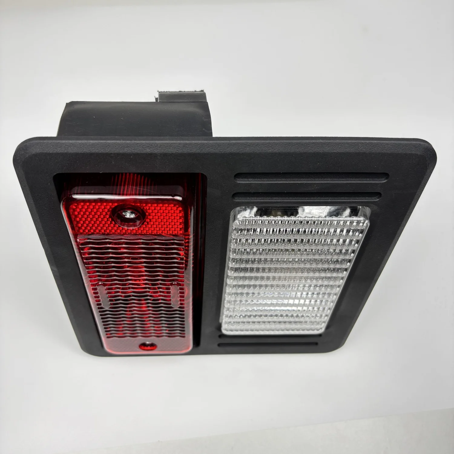 6670284 Tail Light Rear Lamp Assembly For Bobcat Skid Steer Loader fit S150 S160 S175 S185 S205 S220 S250 S300 High Quality