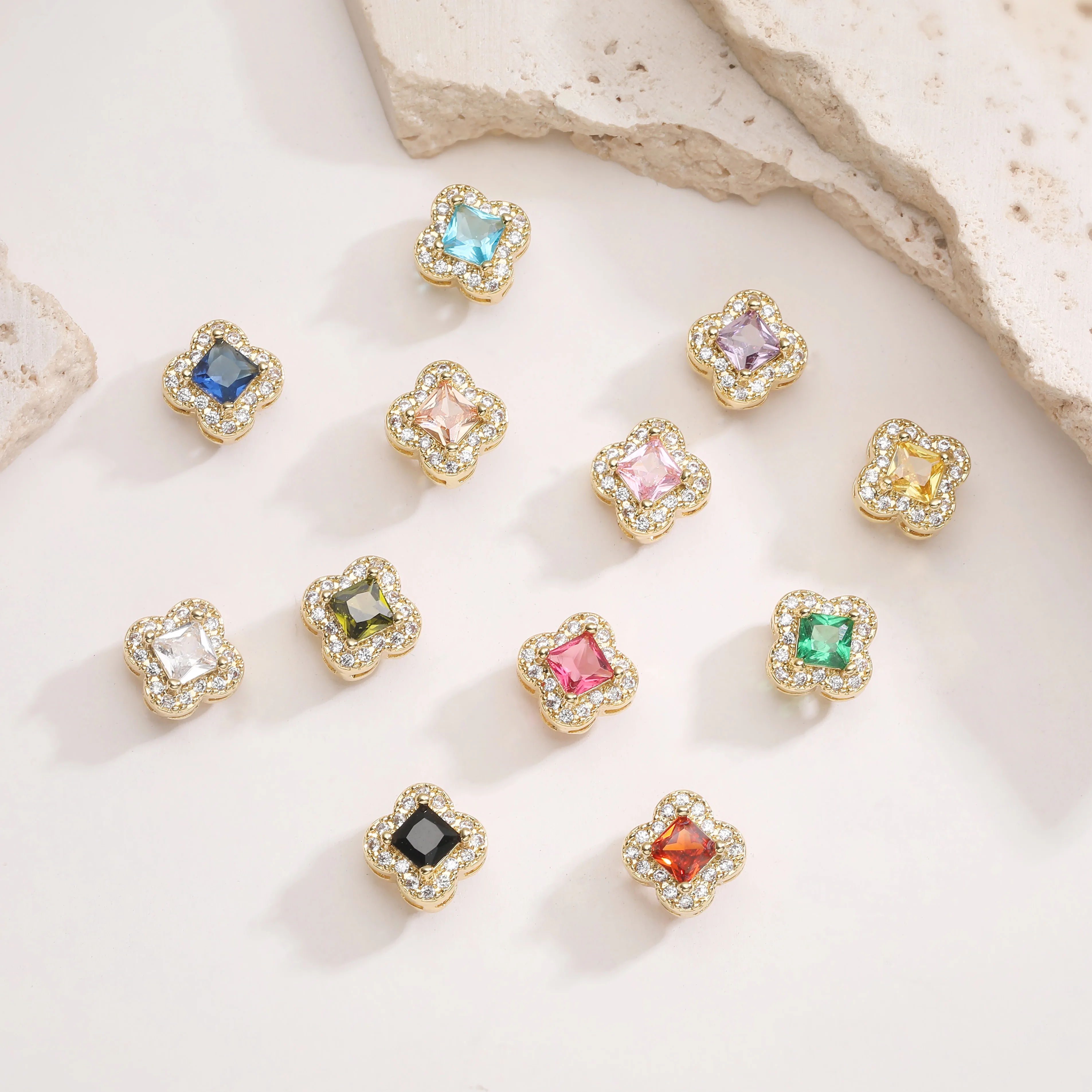 HECHENG,Multi-Coloured Floral Lilac Zirconia Stud Earrings for Women Sweet Romance Jewellery 1 Pair
