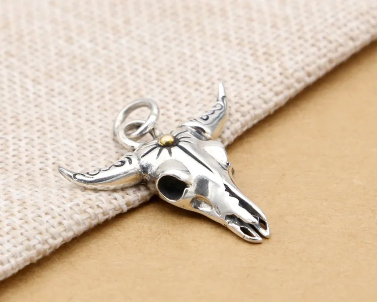 Wholesale S925 pure silver Thai silver jewelry, retro fashion, Japanese and Korean personalized creativity, bull head men's pend