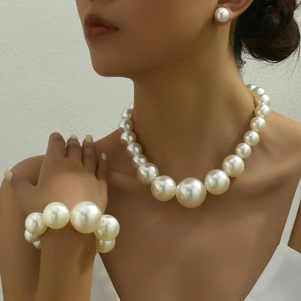 

Pearl Mother Of Pearl Earrings Necklace Bracelet Set For Women Party Freshwater Natural Pearl Collarbone Chain Jewelry Set