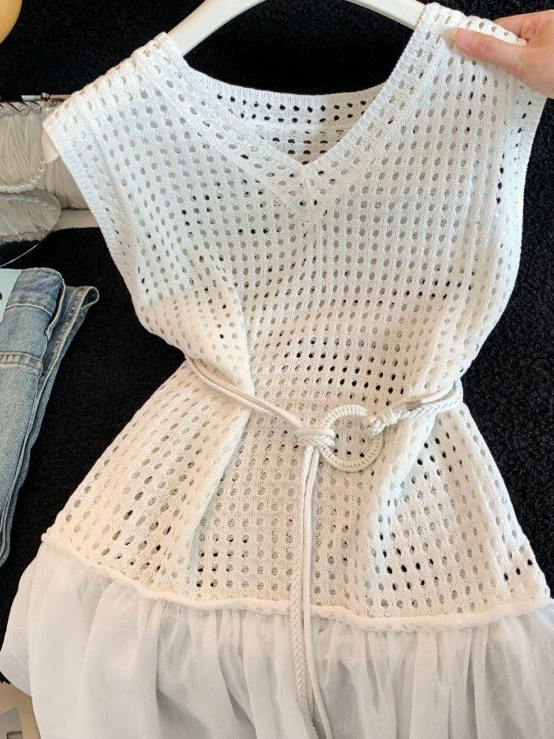 

V-Neck Sleeveless Hollow Knitted Vest Women's Summer New Style Mid-Length Design Splice Chiffon Top Korean Style Pure Color