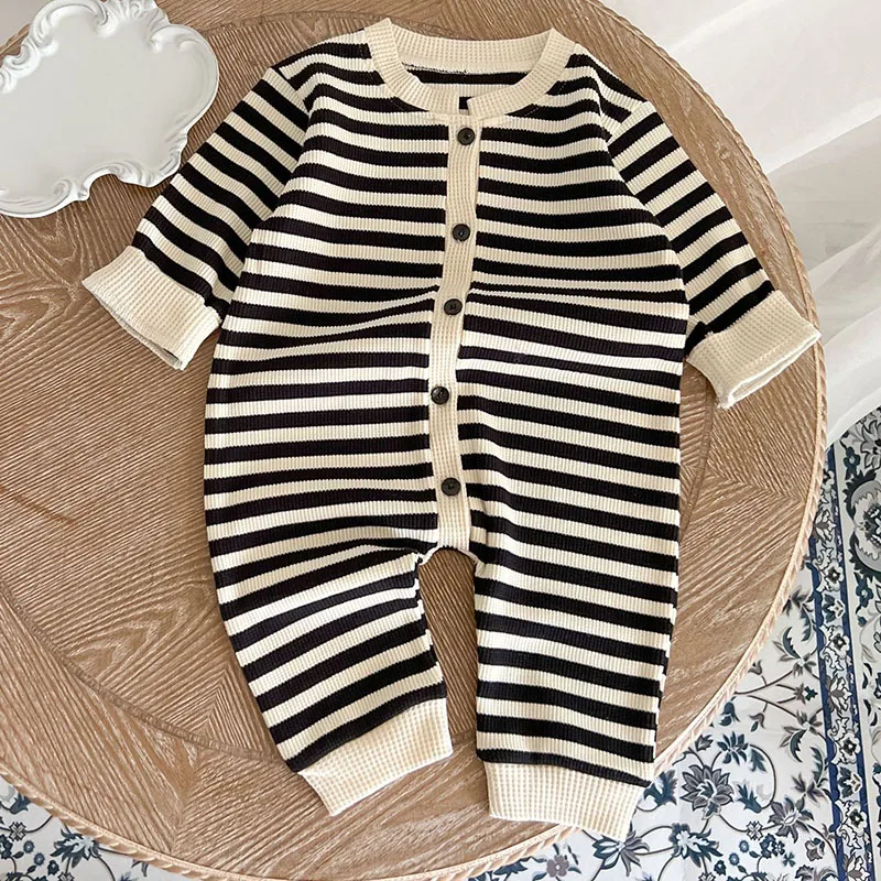 Barboteuse en coton à rayures et manches longues pour bébé, combinaison une pièce pour nouveau-né, tenue de printemps et d\'automne