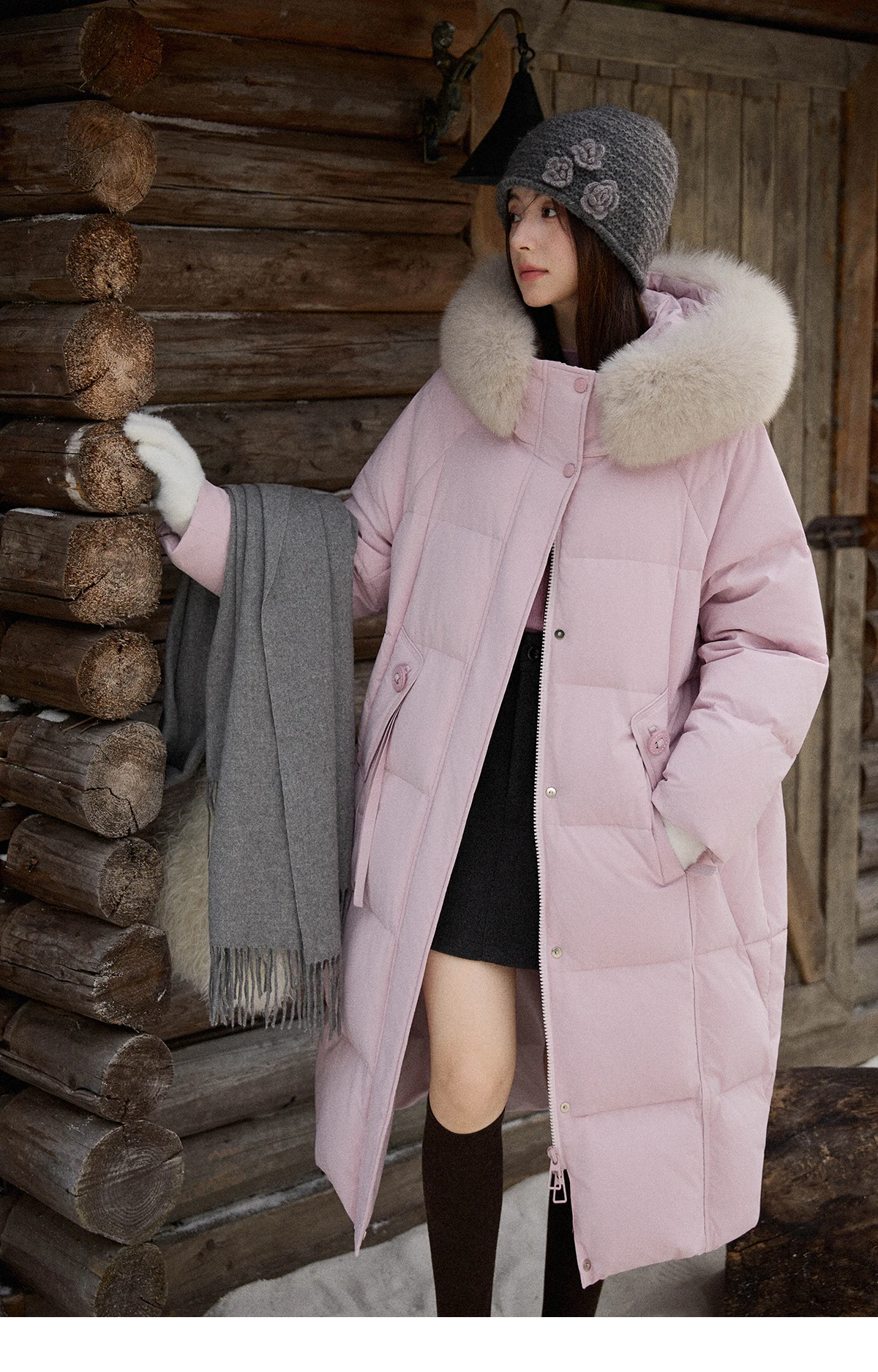 MISHOW Women's Winter Coat with Hood 2025 Fashion Solid Commute Long Down Jacket Windproof Warm Down Coat Luxury MXE51Y0079