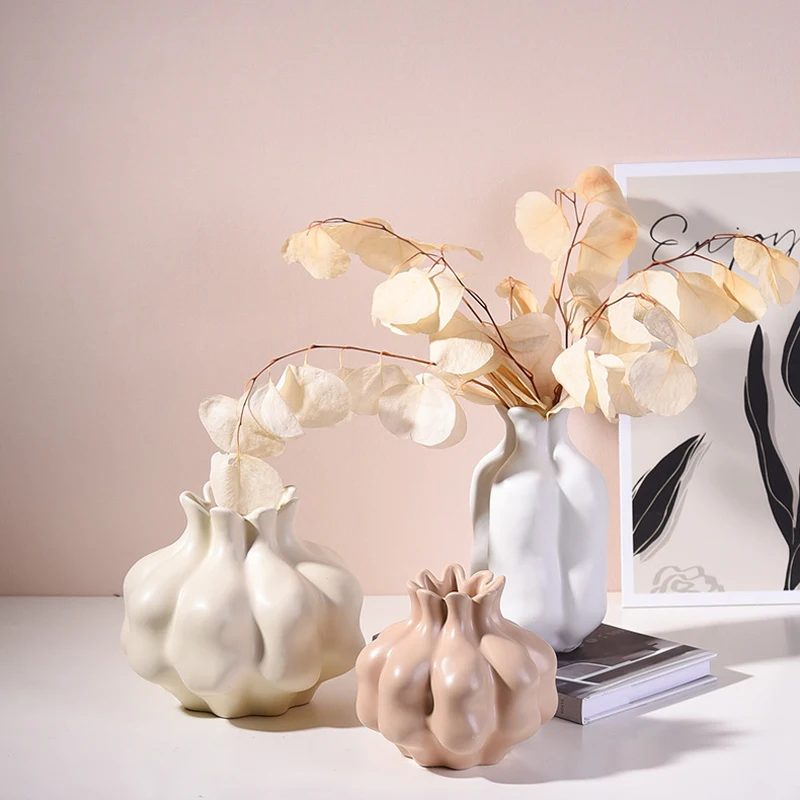 Ceramic Vase Cream Style Ins Dried Flowers Flower Arrangement Vessel Home Decor Petal-Shaped Vase Ornament