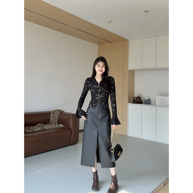 

Zhang a Xing Bru Вечерний теплый кружевной топ с v-образным вырезом на подкладке и кожаной юбкой, комплект из двух предметов Faion для женщин, осень-зима