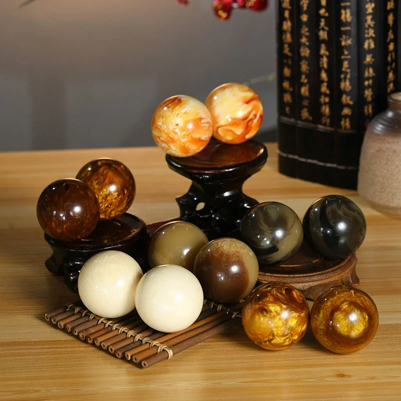 1pc Amber Beeswax Sphere Ball Massage Ball Resin Crystal and Handball Sphere Elderly Middle-aged Healing Crystal Sphere Fitness