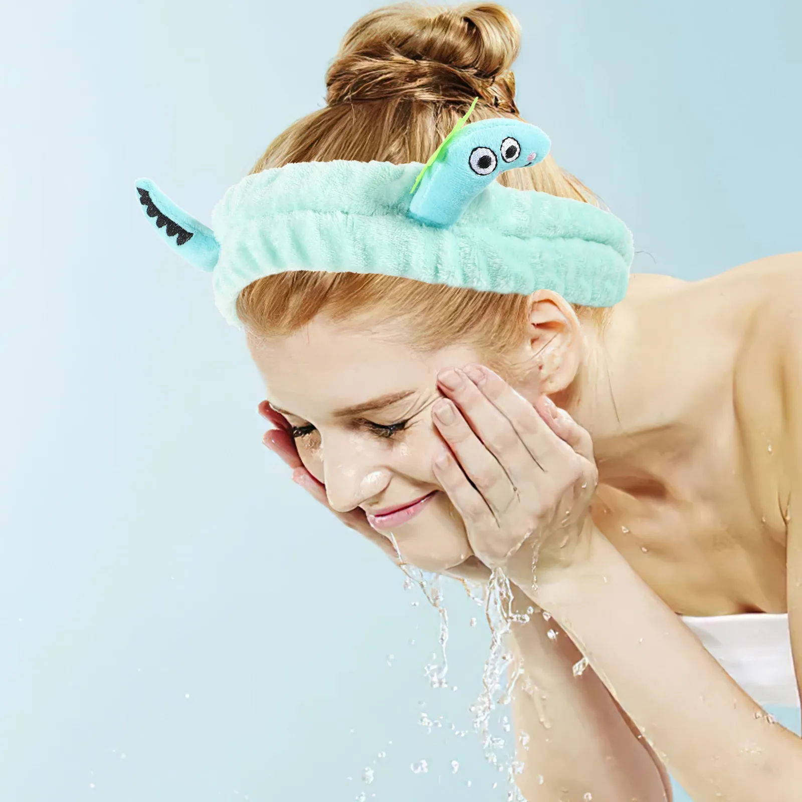 

Soft Dinosaur Headband Cartoon Style Hair Band for Women Teens Elastic Comfortable for Spa Makeup Face Cleaning Skincare Cosplay