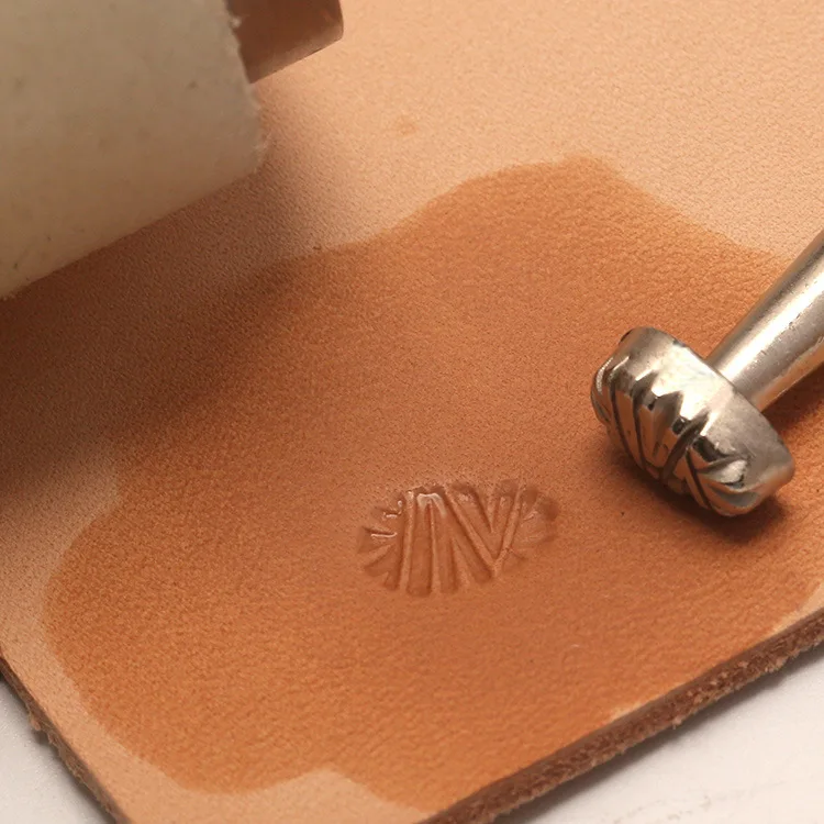 1 Stücke Leder Stempelset Metall Punch Werkzeug Stempel Wachs Leder Handwerk Punch Stempel – Detail 4
