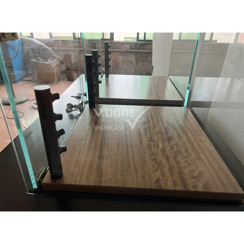 高品質のモダンなショップインテリアデザインの棚、ジュエリーストアのカウンターディスプレイ、ジュエリールーム