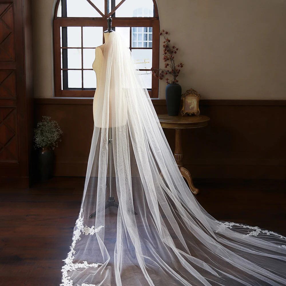高級レースアップリケブライダルベール、コーム付き、大聖堂の長さ118インチのロングウェディングベール、女性用結婚アクセサリー