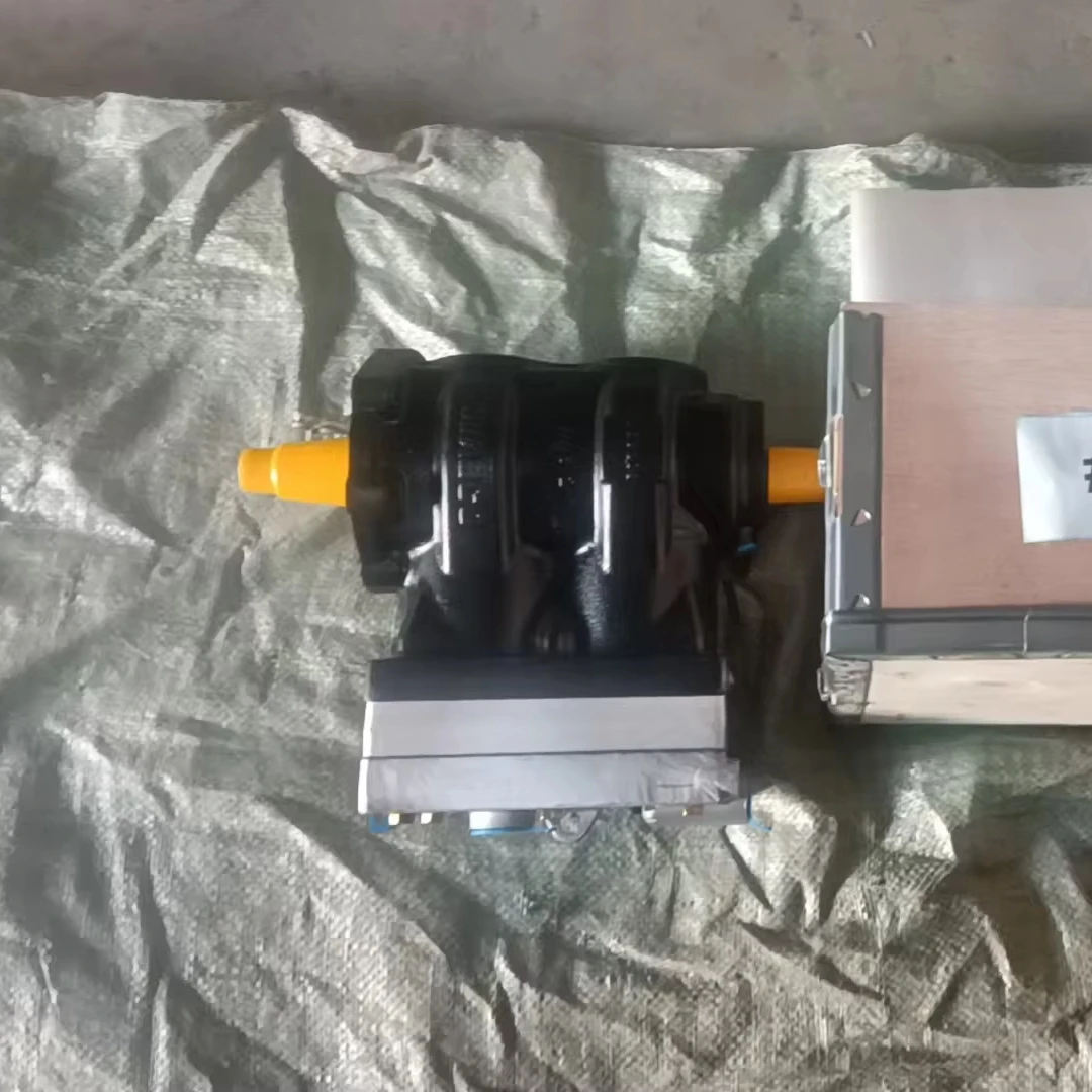 

WOPU Sinotruk HOWO New Spare Parts VG1560130089A Dual Cylinder Engine Water-cooled Air Compressor