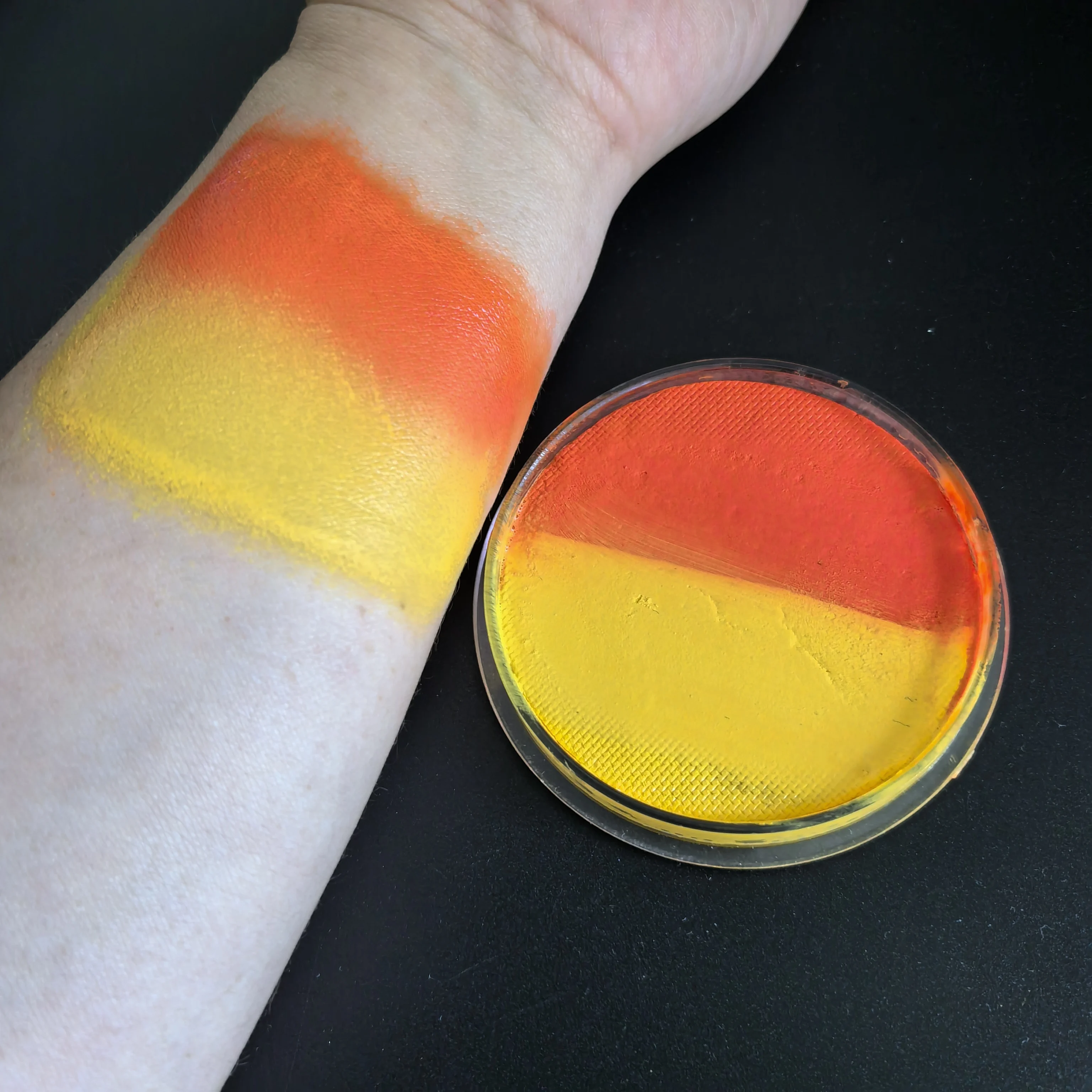 new 30g wate based Water soluble human body painting pigments Facial paint for party stage makeup