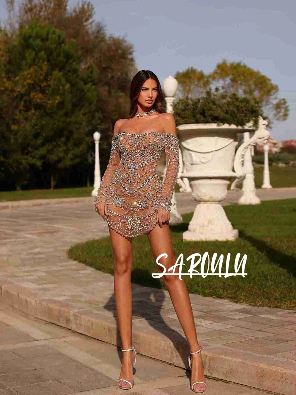 

Unique Hot Girl Mini Evening Dress Off Shoulder Long Sleeve Rhinestone Nightclub Party Statement Sexy Prom Gown Customized