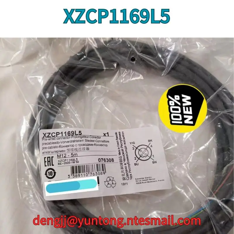 

Brand-new XZCP1169L5 cable connector M12-5m Fast Shipping