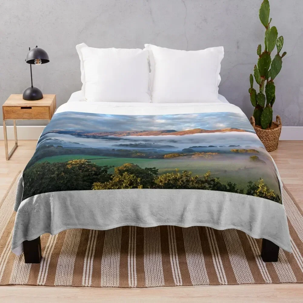 Mists on Derwentwater and Catbells in the English Lake District Throw Blanket Decorative Beds Luxury St anime Thins Blankets