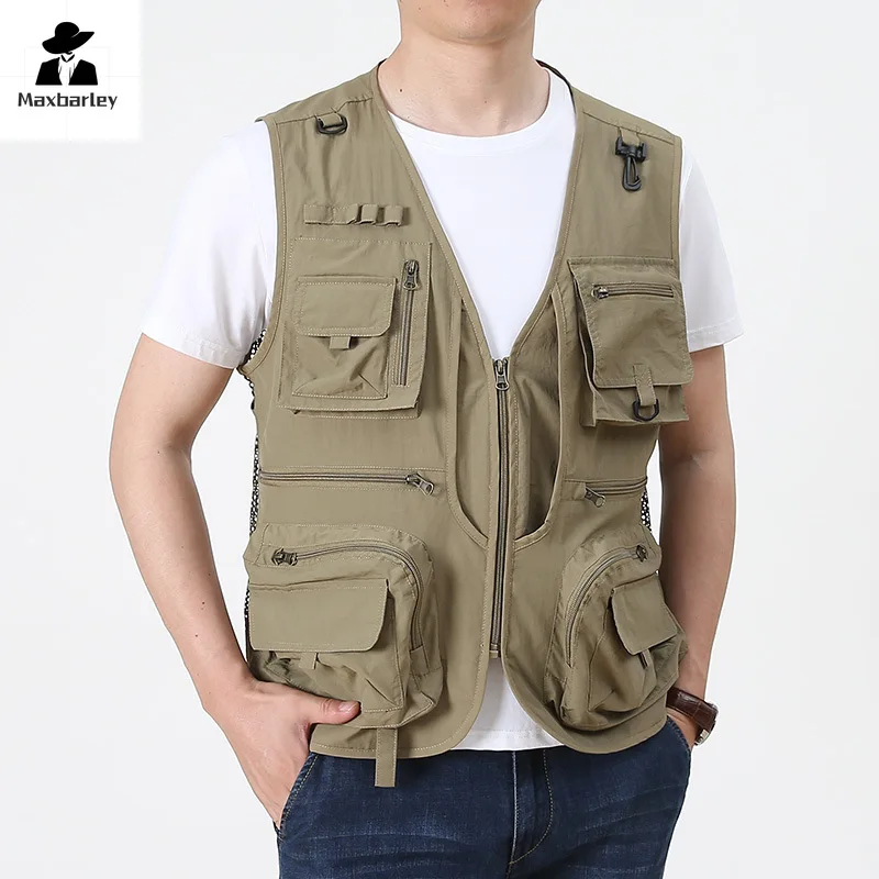 2024 Outdoor Casual Vest For Men Slim Fit Big Pocket Breathable Sleeveless Coat High Quality Design Streetwear Hot Vest For Men