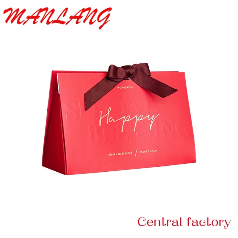 Custom  Custom Printed Logo Luxury White Shopping Paper Bag Retail Boutique Paper Gift Bags With Your Own Logo