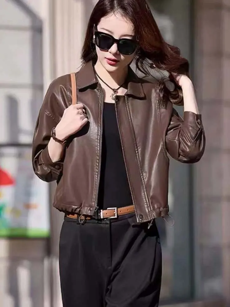 Elegancki płaszcz motocyklowy z kołnierzem ze sztucznego futra, ocieplany polarem, damski, ze skóry PU, luźny krój, wysoka jakość, idealny na wiosnę i jesień.
