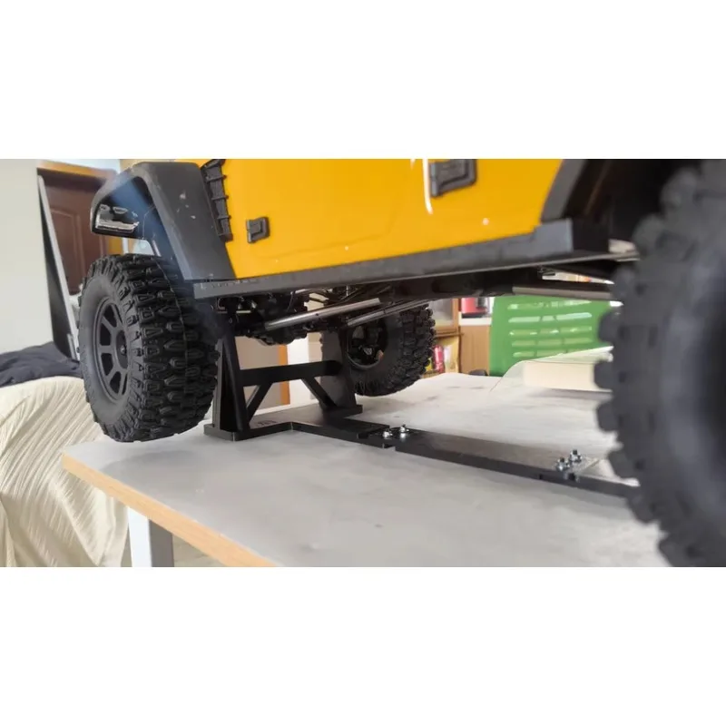 

Damage-Free Installation Bracket for CK5811 1/7 Scale Model RC Crawler, Monocoque Construction 8mm Thickness Upgrade Accessory