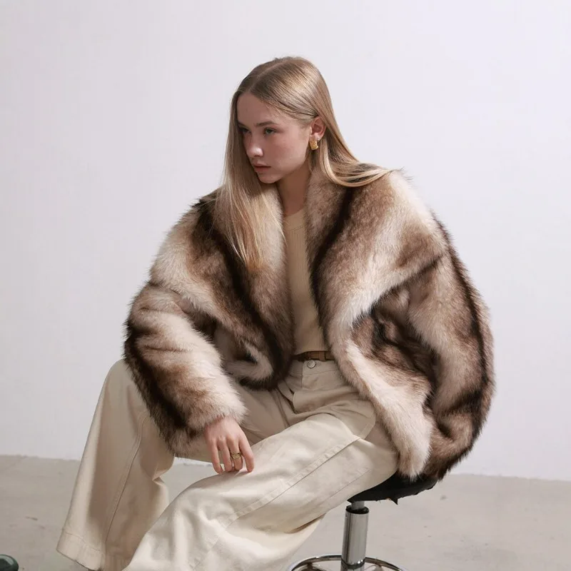 Cross-border Faux Fur Coat A Popular Gradient Faux Fox Fur Coat From Europe America Short and Large Lapel Simple and Warm New