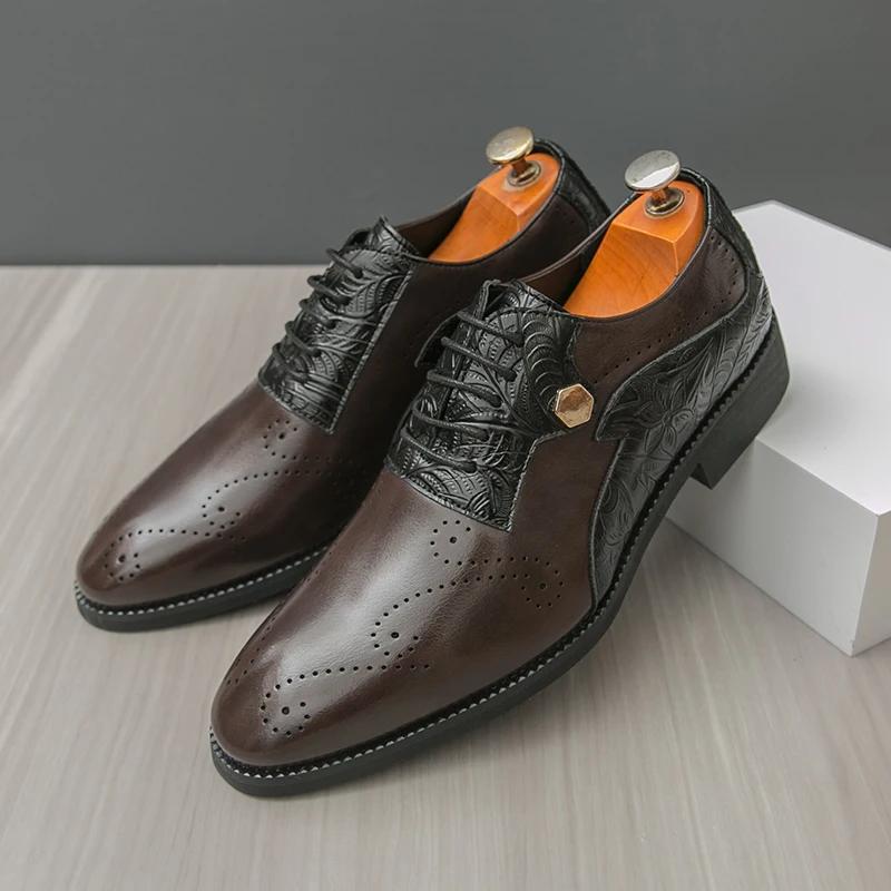 

Fashionable Mens Lace Up Plus Size Business Formal Casual Leather Shoes Spring New Men's Comfortable Pointed Carved Oxford Shoes