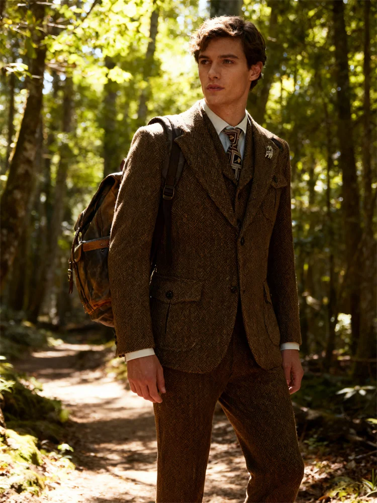 الكلاسيكية متعرجة أنيقة رجل البدلة مجموعات الصوف مزيج عالية الجودة الفاخرة الرجال الدعاوى فستان الزفاف 3 قطعة مجموعة سترة سترة السراويل